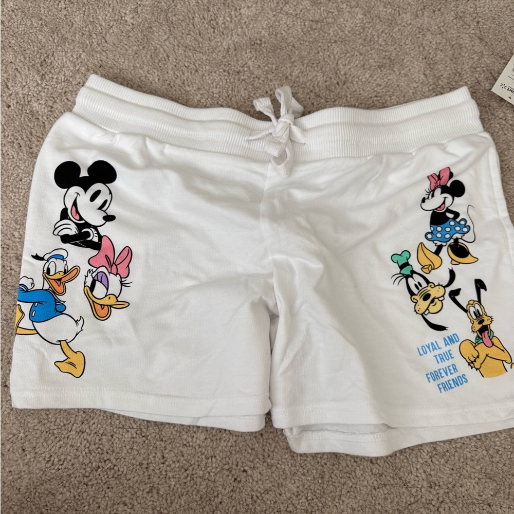 New never worn Mickey and friends stylish shorts